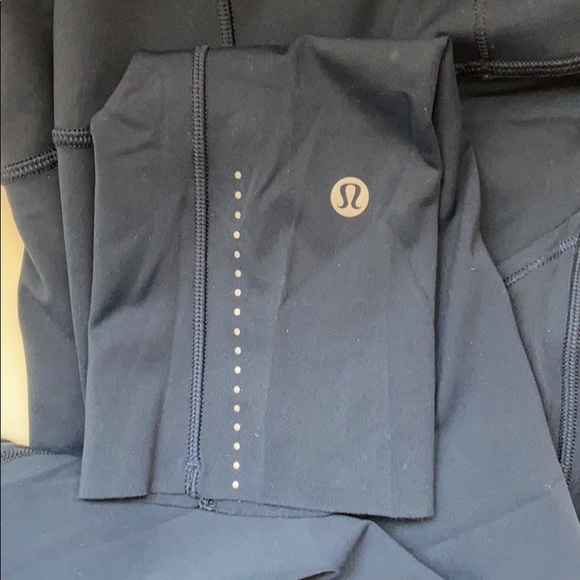 Lululemon Fast and free crop reflective - Picture 3 of 3